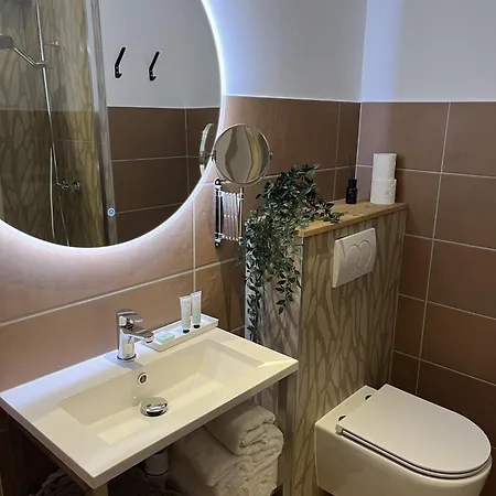 Les Quatre Saisons Hotel 3*